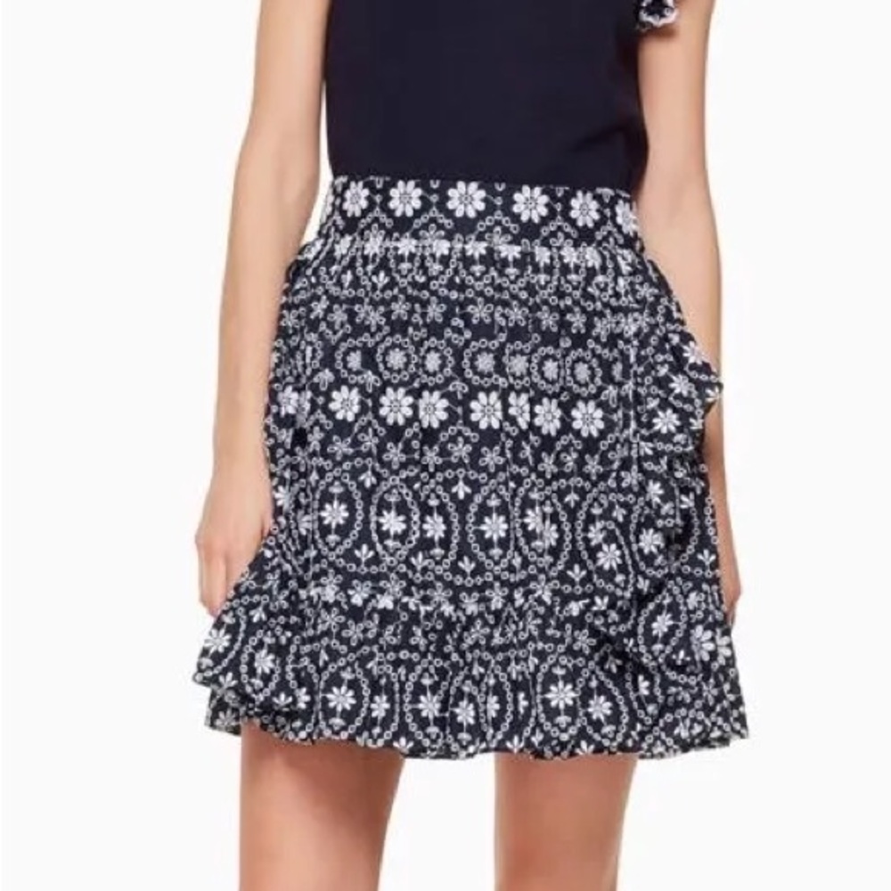 NWOT kate spade Navy and White Floral Tiered Mini Skirt